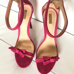 NWT Schutz Strap Sandal Shoe Suede/Nobuck 9/40